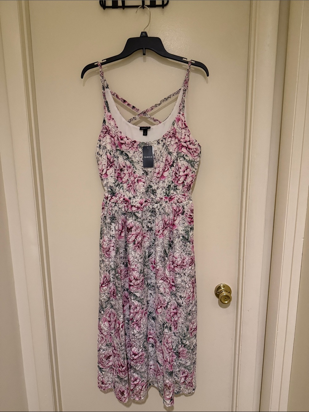 torrid Pink and White Floral Crisscross Strap Maxi Dress